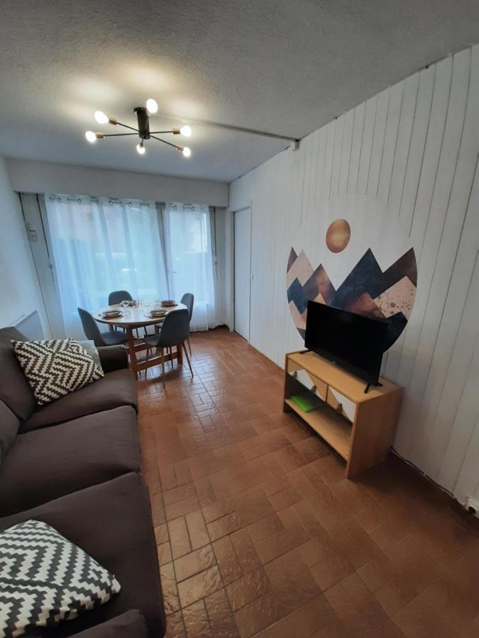 Appartement Avec Terrasse Centre Samoens Exterior photo